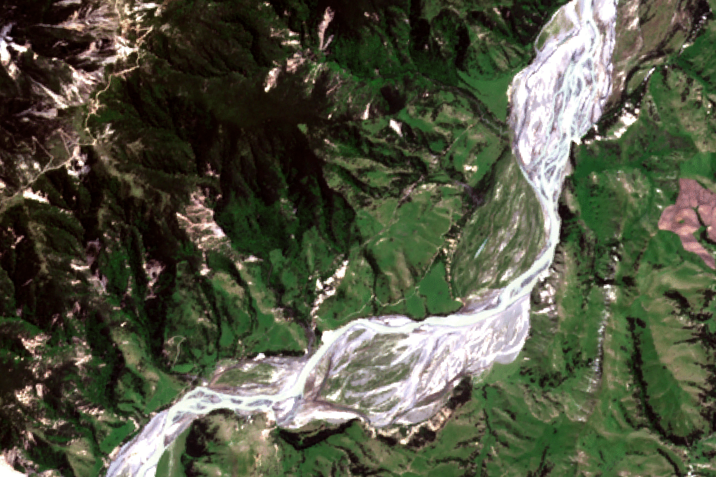 Displacement along the Kekerengu Fault on the Clarence River